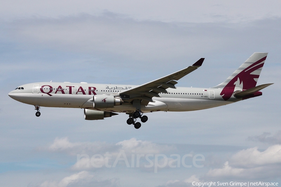 Qatar Airways Airbus A330-202 (A7-ACG) | Photo 27889
