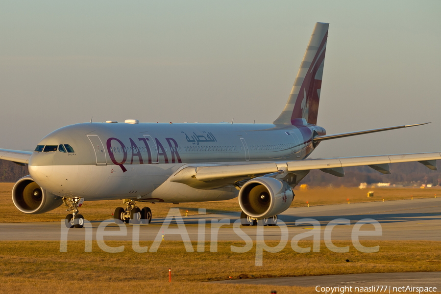 Qatar Airways Airbus A330-202 (A7-ACI) | Photo 13282