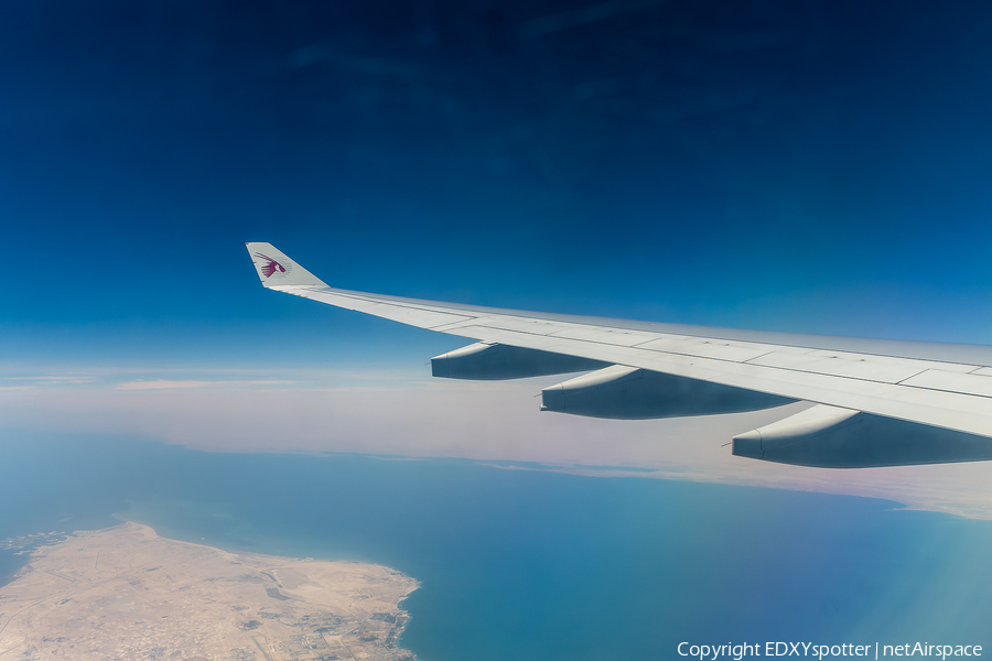 Qatar Airways Airbus A330-202 (A7-ACI) | Photo 580597