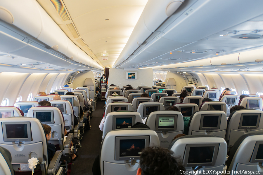 Qatar Airways Airbus A330-202 (A7-ACI) | Photo 580599