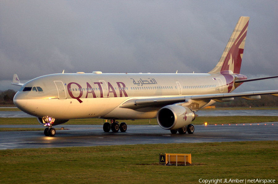 Qatar Airways Airbus A330-202 (A7-ACI) | Photo 69833