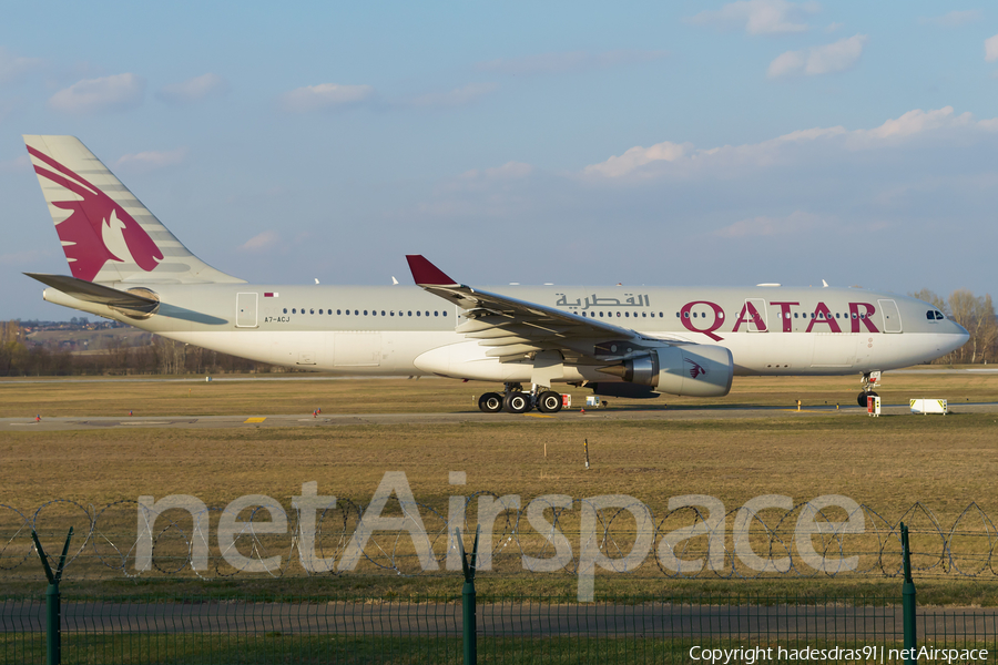 Qatar Airways Airbus A330-202 (A7-ACJ) | Photo 307036