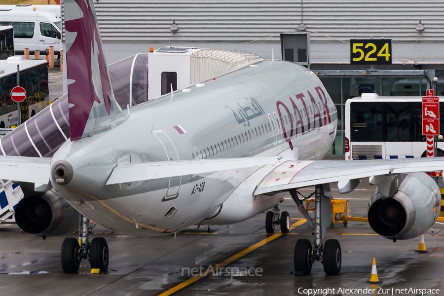 Qatar Airways Airbus A320-232 (A7-ADB) | Photo 450386