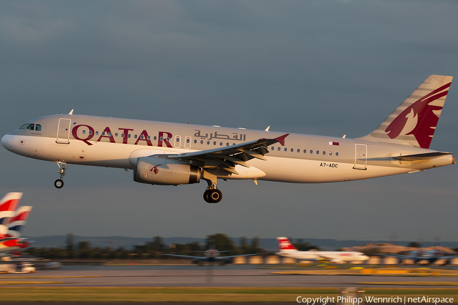 Qatar Airways Airbus A320-232 (A7-ADC) | Photo 194154