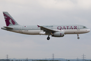 Qatar Airways Airbus A320-232 (A7-ADD) at  London - Heathrow, United Kingdom