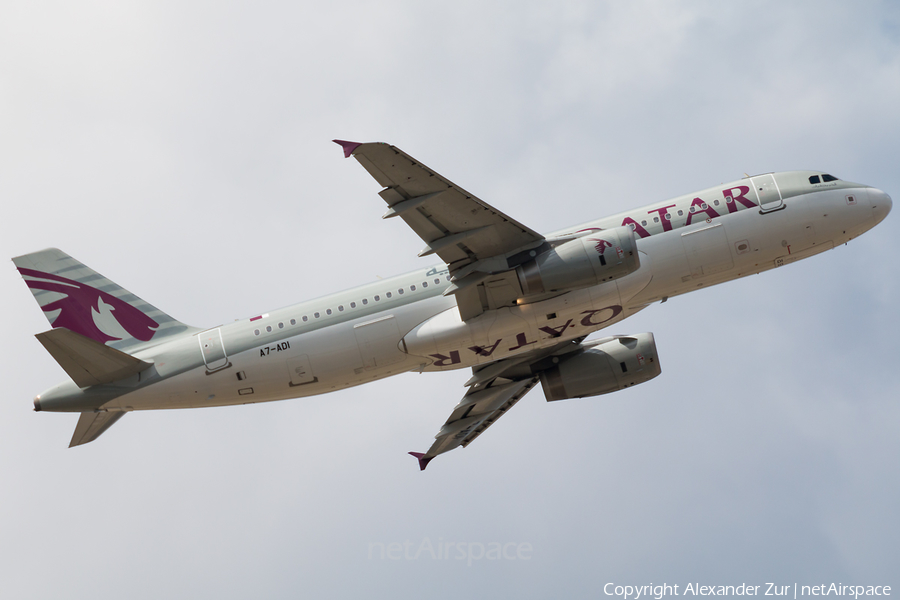 Qatar Airways Airbus A320-232 (A7-ADI) | Photo 451027