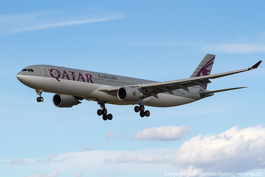 Qatar Airways Airbus A330-302 (A7-AEA) | Photo 156947