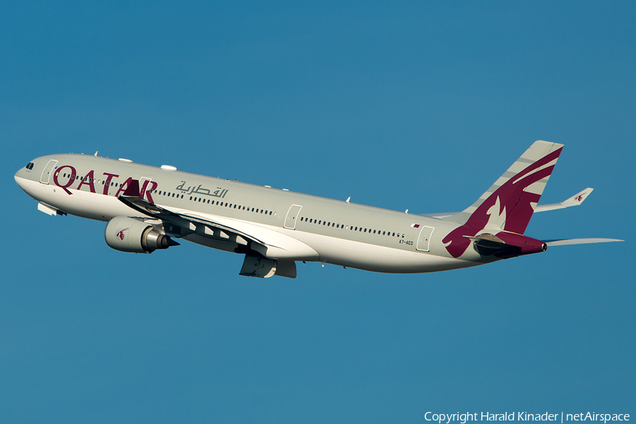 Qatar Airways Airbus A330-302 (A7-AED) | Photo 300854