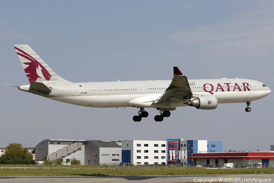 Qatar Airways Airbus A330-302 (A7-AEF) | Photo 523709