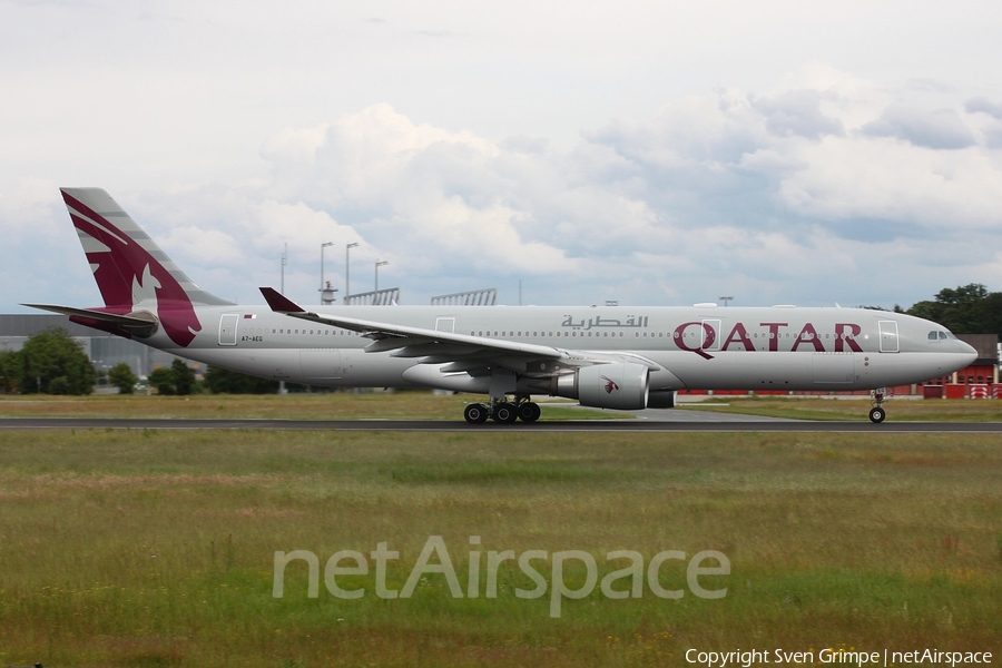 Qatar Airways Airbus A330-302 (A7-AEG) | Photo 28507