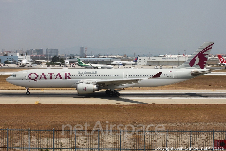 Qatar Airways Airbus A330-302 (A7-AEJ) | Photo 87103