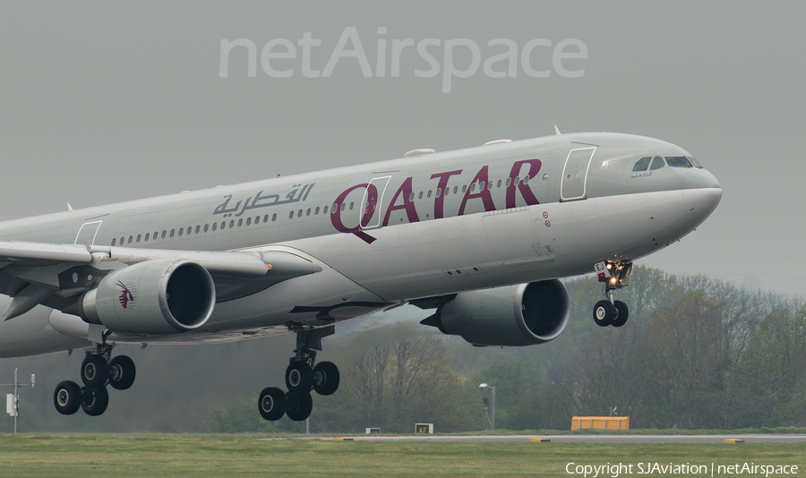 Qatar Airways Airbus A330-302 (A7-AEJ) | Photo 46248