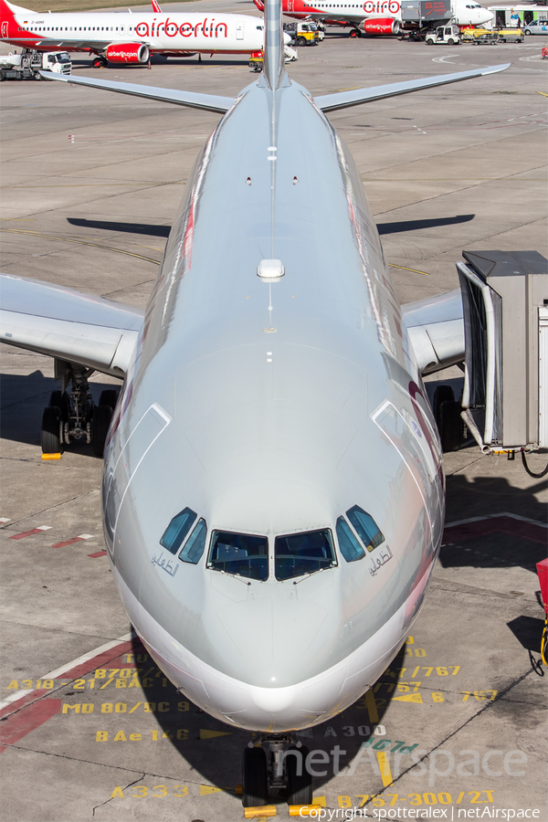 Qatar Airways Airbus A330-302 (A7-AEJ) | Photo 104269