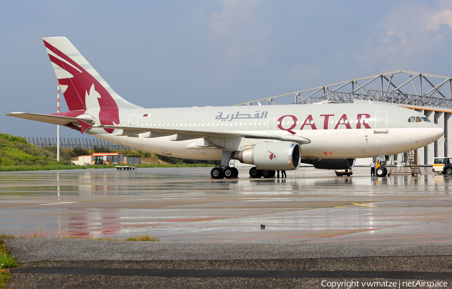 Qatar Airways Airbus A310-308 (A7-AFE) | Photo 137068