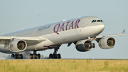 Qatar Airways Airbus A340-642 (A7-AGC) at  Paris - Charles de Gaulle (Roissy), France