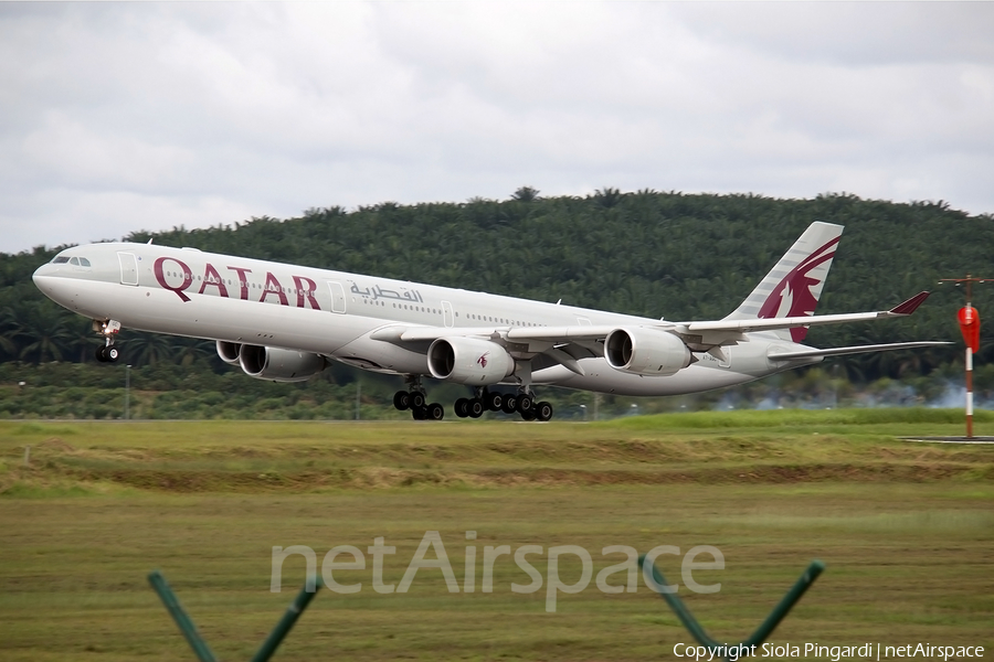 Qatar Airways Airbus A340-642 (A7-AGC) | Photo 358486