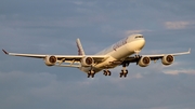 Qatar Airways Airbus A340-642 (A7-AGD) at  Paris - Charles de Gaulle (Roissy), France