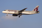 Qatar Airways Airbus A320-232 (A7-AHH) at  Dubai - International, United Arab Emirates