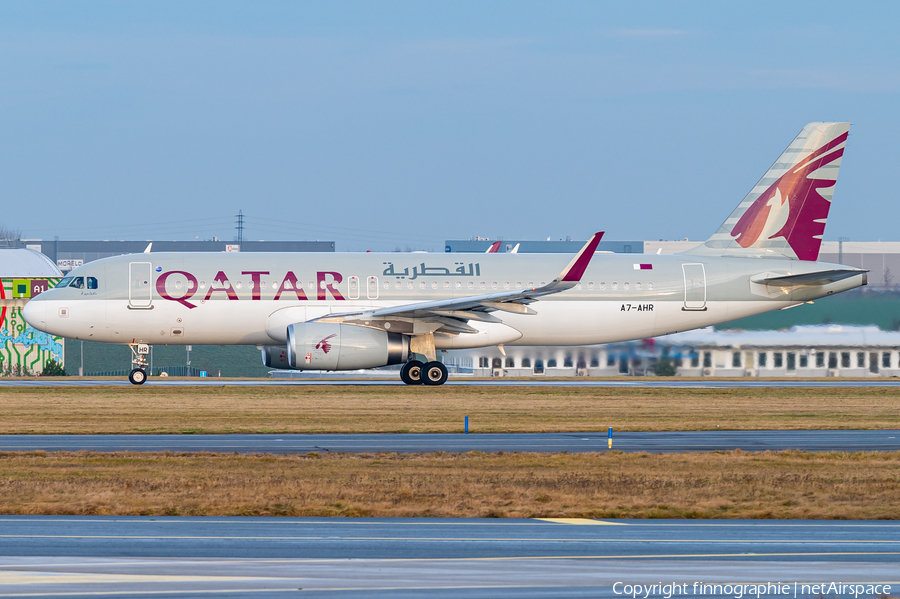 Qatar Airways Airbus A320-232 (A7-AHR) | Photo 657608
