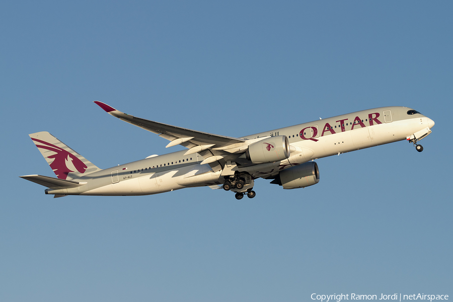 Qatar Airways Airbus A350-941 (A7-ALC) | Photo 413328