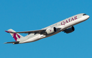 Qatar Airways Airbus A350-941 (A7-ALD) at  Madrid - Barajas, Spain