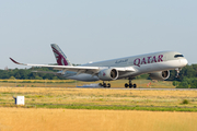 Qatar Airways Airbus A350-941 (A7-ALM) at  Berlin Brandenburg, Germany