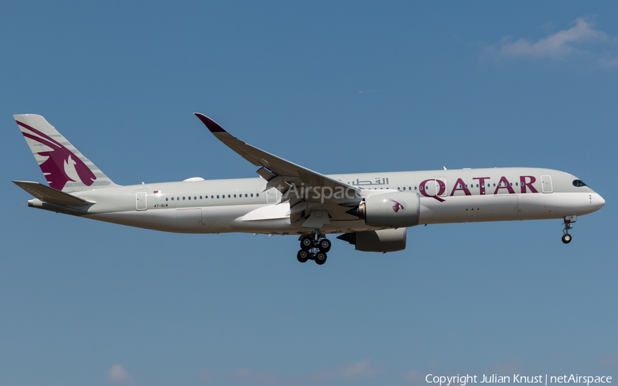 Qatar Airways Airbus A350-941 (A7-ALM) | Photo 171031