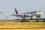 Qatar Airways Airbus A350-941 (A7-ALW) at  Berlin Brandenburg, Germany