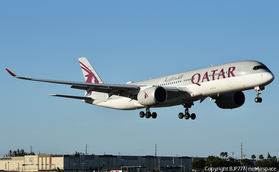 Qatar Airways Airbus A350-941 (A7-ALX) | Photo 368497