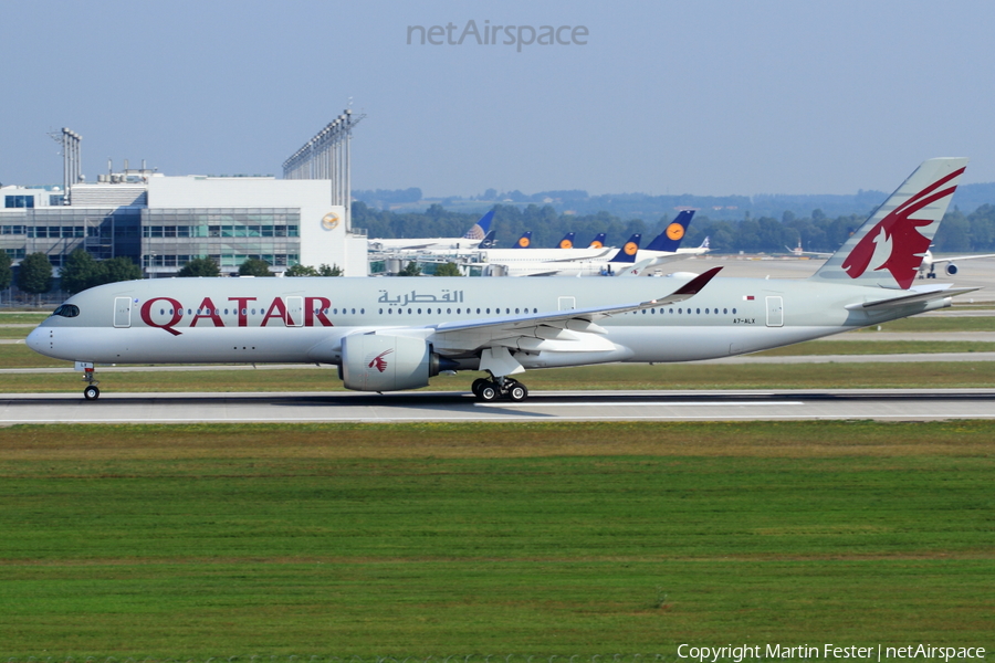 Qatar Airways Airbus A350-941 (A7-ALX) | Photo 258796