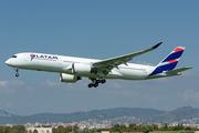 Qatar Airways (LATAM Airlines Brasil) Airbus A350-941 (A7-AMA) at  Barcelona - El Prat, Spain