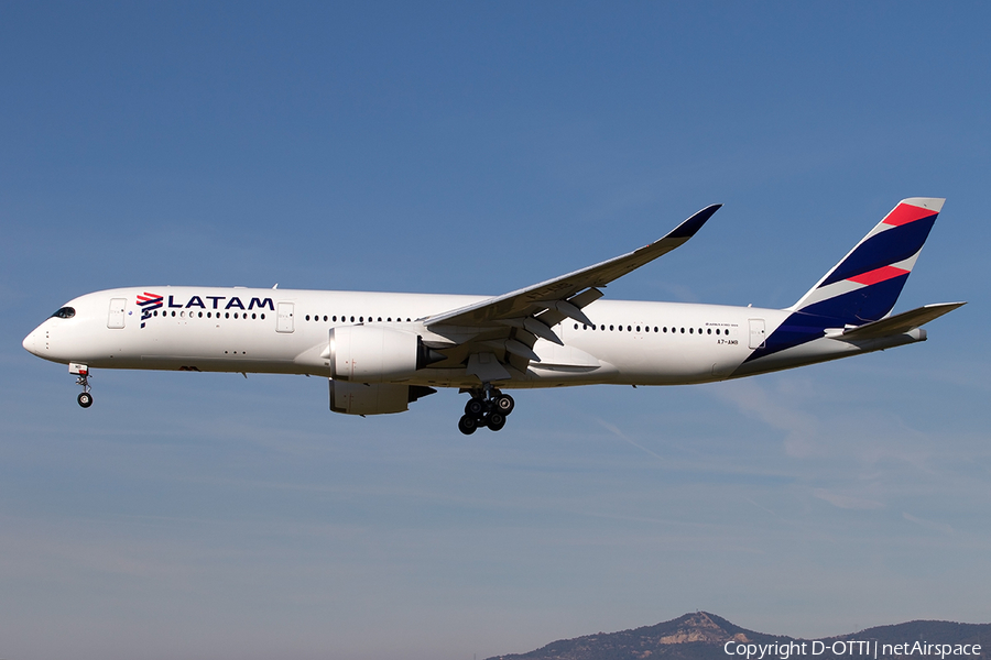 Qatar Airways (LATAM Airlines Brasil) Airbus A350-941 (A7-AMB) | Photo 292208