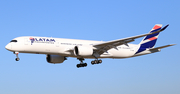 Qatar Airways (LATAM Airlines Brasil) Airbus A350-941 (A7-AMB) at  Barcelona - El Prat, Spain