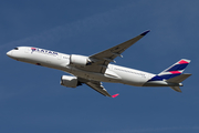 Qatar Airways (LATAM Airlines Brasil) Airbus A350-941 (A7-AMC) at  Madrid - Barajas, Spain