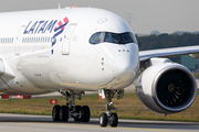 Qatar Airways (LATAM Airlines Brasil) Airbus A350-941 (A7-AMD) at  Frankfurt am Main, Germany