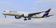 LATAM Airlines Chile Airbus A350-941 (A7-AQB) at  Barcelona - El Prat, Spain