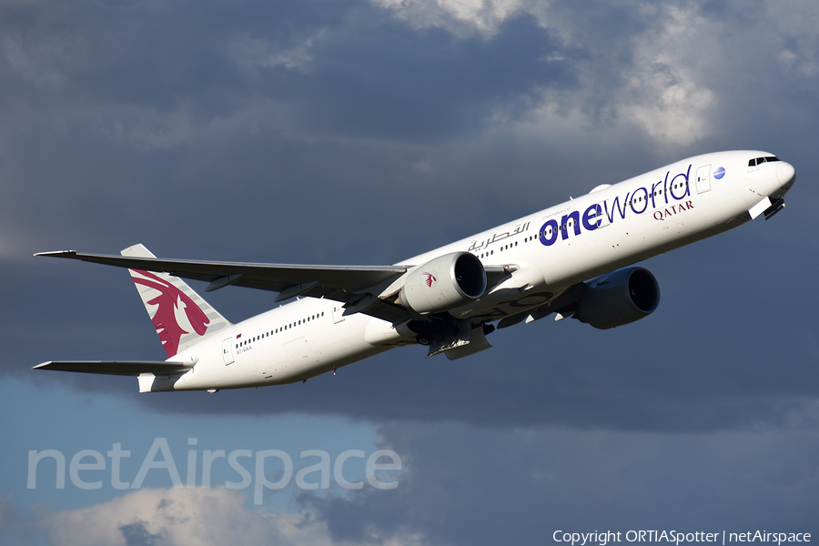 Qatar Airways Boeing 777-3DZ(ER) (A7-BAA) | Photo 314606