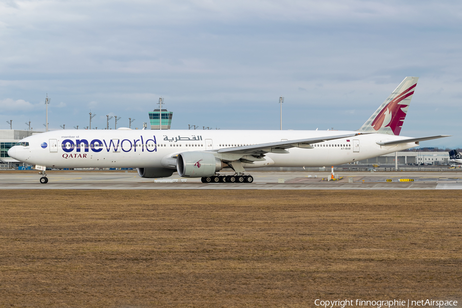 Qatar Airways Boeing 777-3DZ(ER) (A7-BAB) | Photo 554794