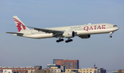 Qatar Airways Boeing 777-3DZ(ER) (A7-BAC) at  Amsterdam - Schiphol, Netherlands