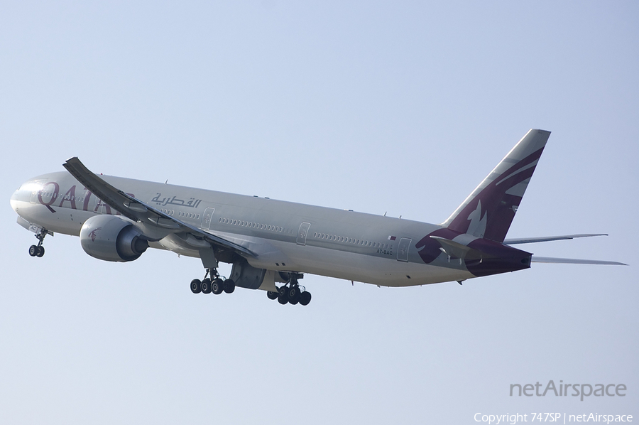 Qatar Airways Boeing 777-3DZ(ER) (A7-BAC) | Photo 46956