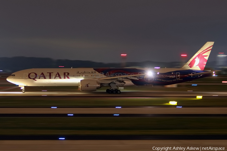 Qatar Airways Boeing 777-3DZ(ER) (A7-BAE) | Photo 194746