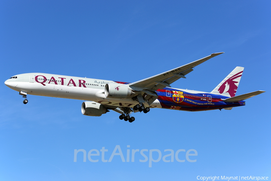 Qatar Airways Boeing 777-3DZ(ER) (A7-BAE) | Photo 131617