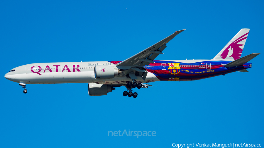 Qatar Airways Boeing 777-3DZ(ER) (A7-BAE) | Photo 193551