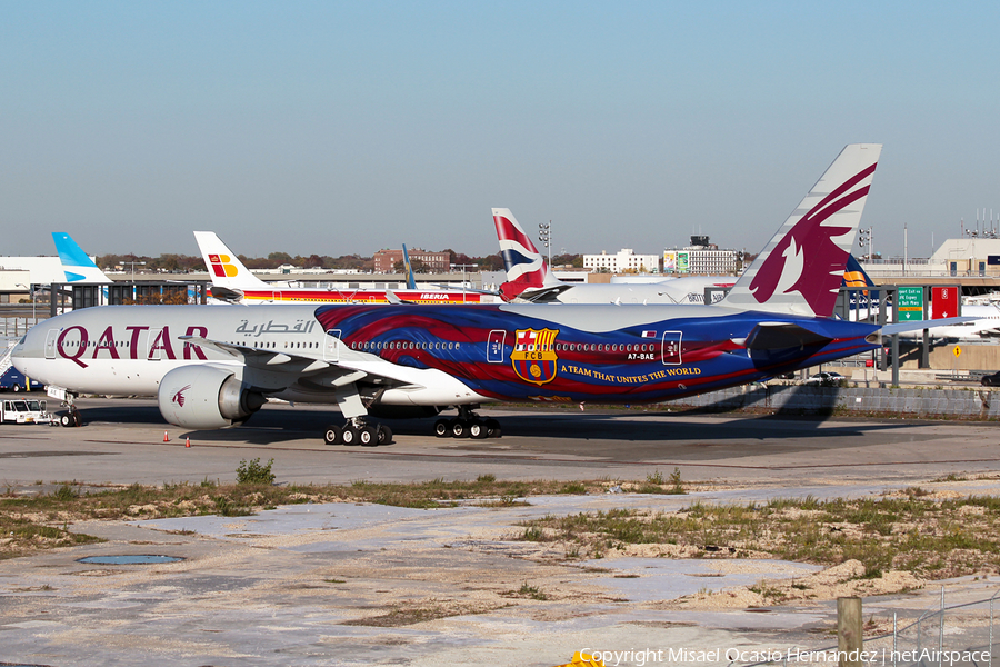 Qatar Airways Boeing 777-3DZ(ER) (A7-BAE) | Photo 69009