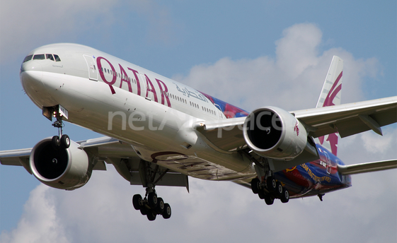 Qatar Airways Boeing 777-3DZ(ER) (A7-BAE) at  London - Heathrow, United Kingdom