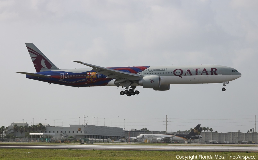 Qatar Airways Boeing 777-3DZ(ER) (A7-BAE) | Photo 327166