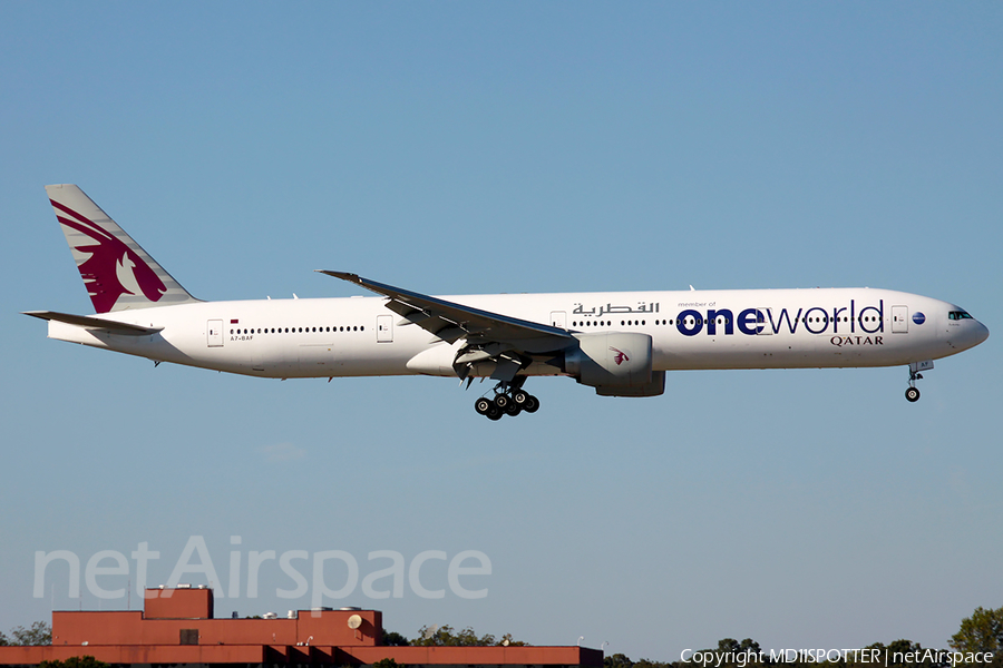 Qatar Airways Boeing 777-3DZ(ER) (A7-BAF) | Photo 203594