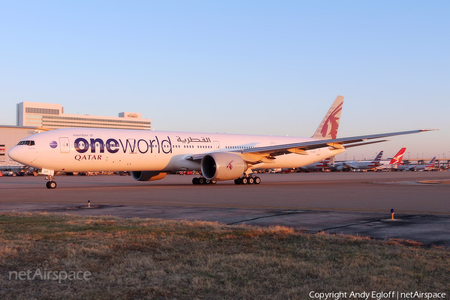 Qatar Airways Boeing 777-3DZ(ER) (A7-BAF) | Photo 216008