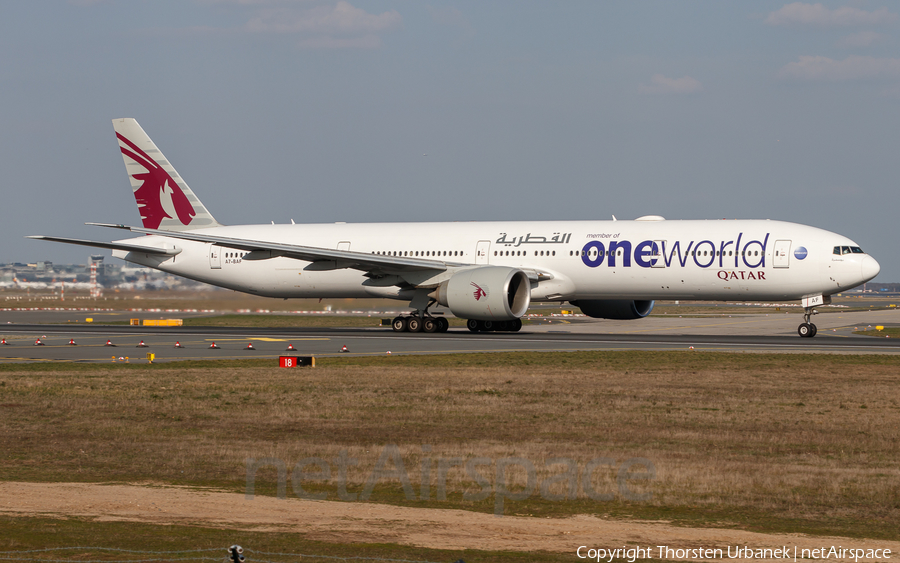 Qatar Airways Boeing 777-3DZ(ER) (A7-BAF) | Photo 354092