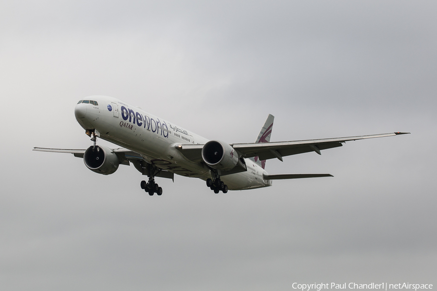 Qatar Airways Boeing 777-3DZ(ER) (A7-BAG) | Photo 402812